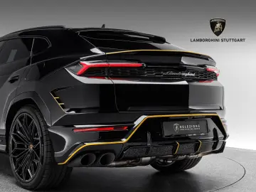 LAMBORGHINI Urus SE