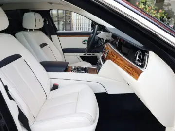 ROLLS ROYCE Ghost 6.75 V12   Massagestoelen  Panoramadak  St