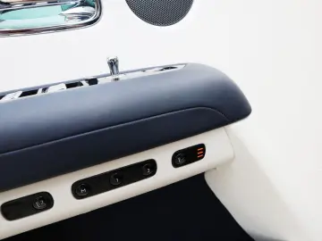 ROLLS ROYCE Ghost 6.75 V12   Massagestoelen  Panoramadak  St