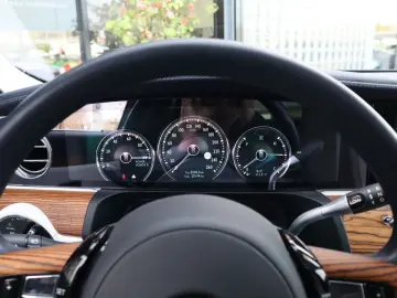 ROLLS ROYCE Ghost 6.75 V12   Massagestoelen  Panoramadak  St