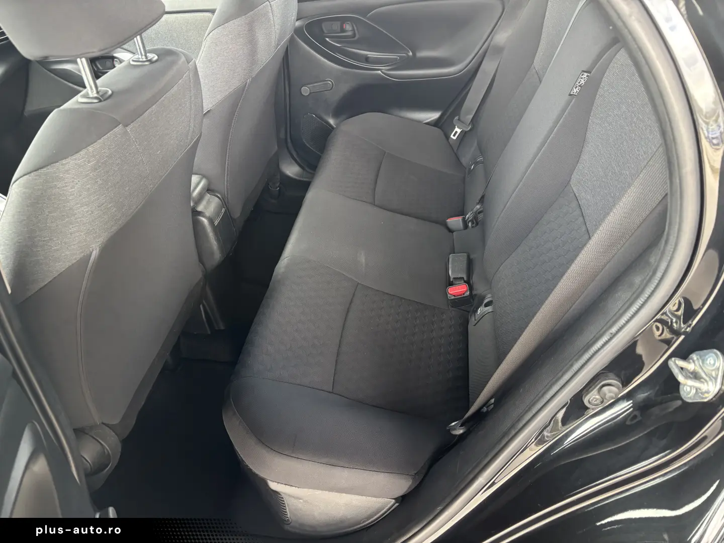 Toyota Yaris 1.5 VVT-i HSD Dynamic