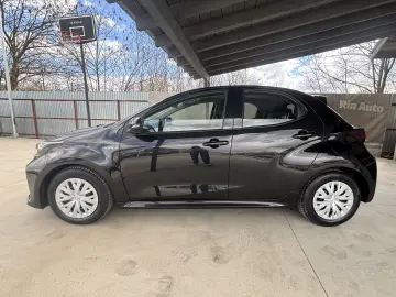 Toyota Yaris 1.5 VVT-i HSD Dynamic