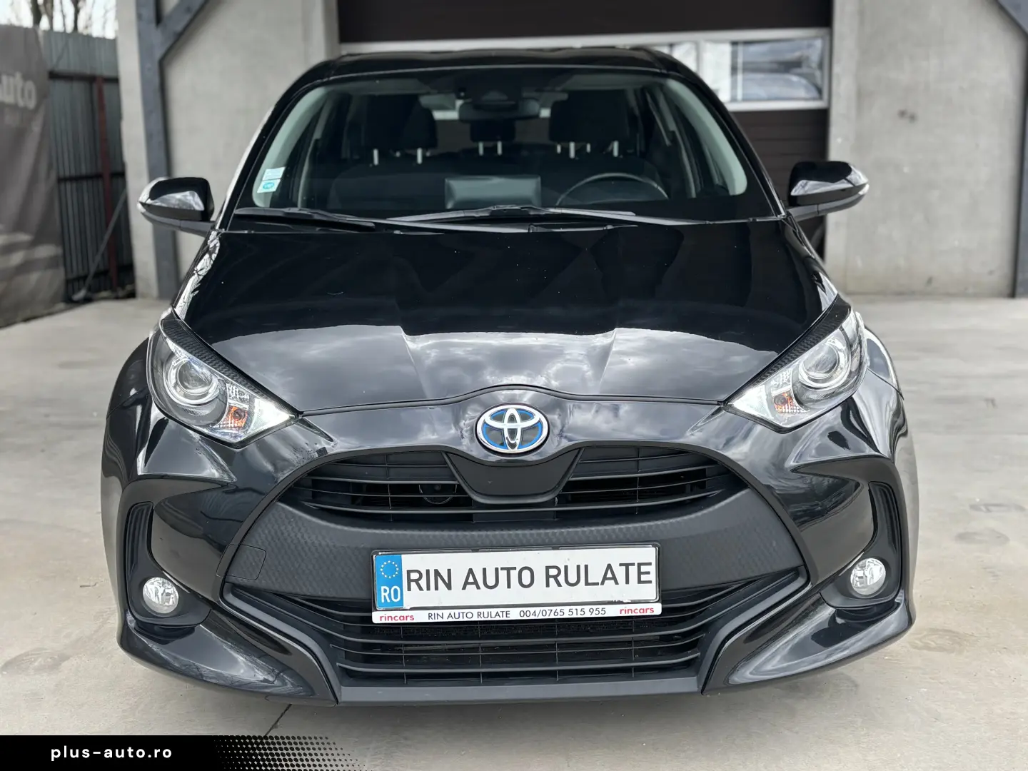 Toyota Yaris 1.5 VVT-i HSD Dynamic