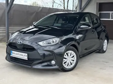 Toyota Yaris 1.5 VVT-i HSD Dynamic