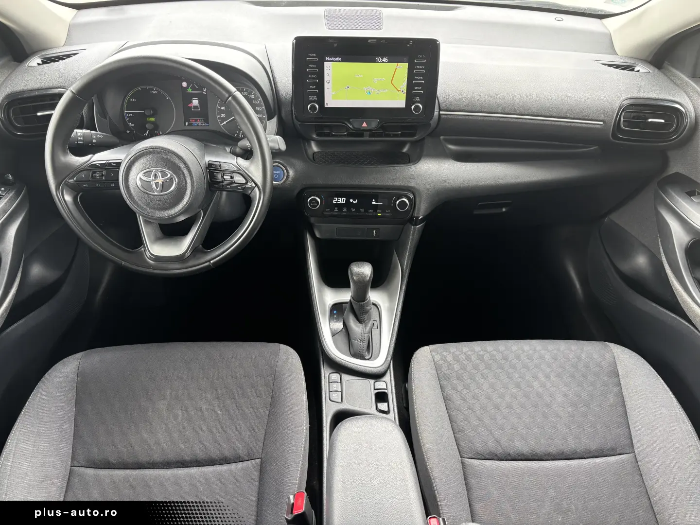 Toyota Yaris 1.5 VVT-i HSD Dynamic
