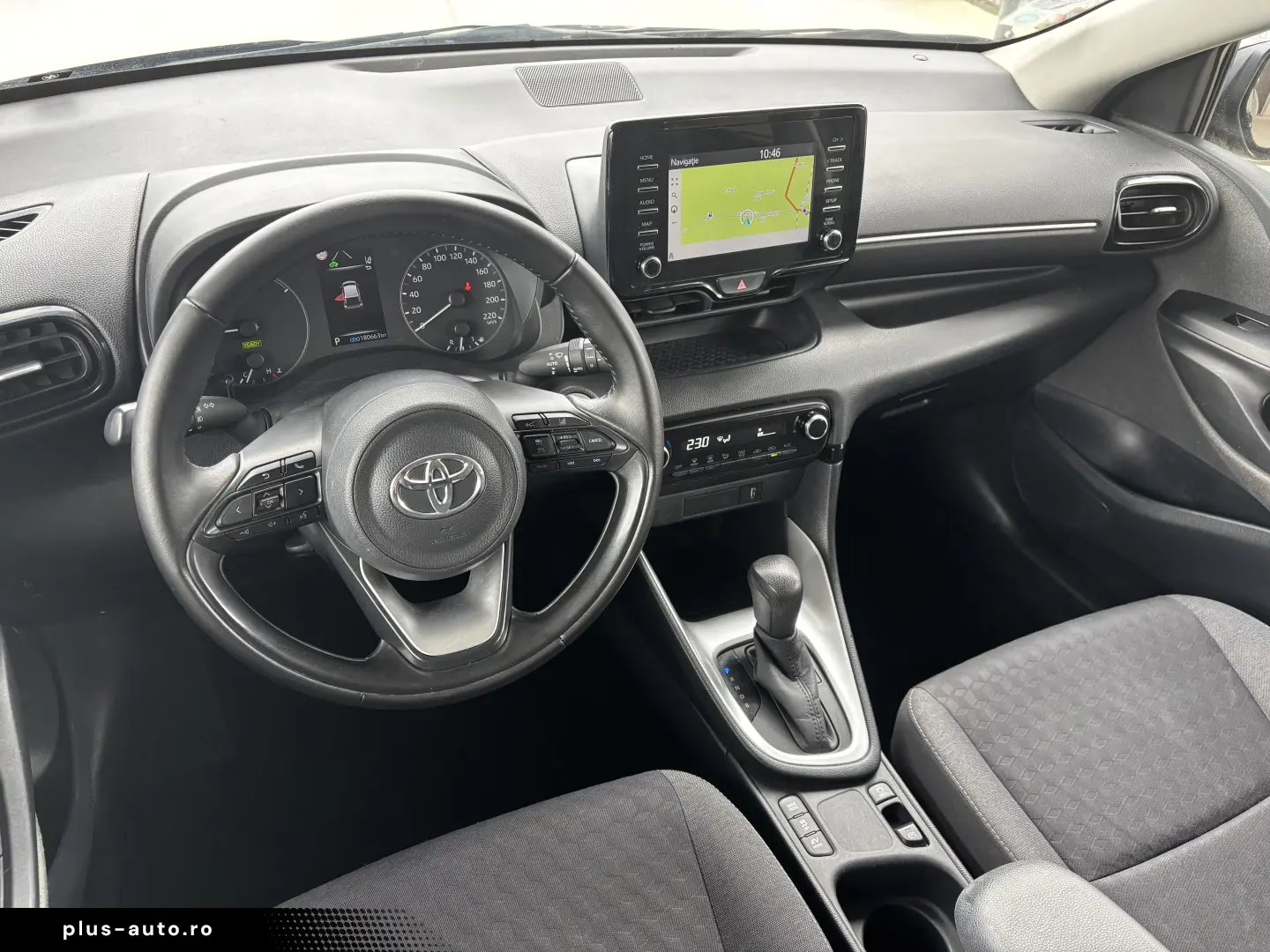 Toyota Yaris 1.5 VVT-i HSD Dynamic