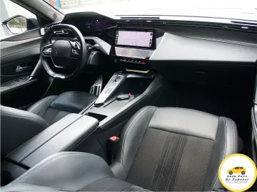 Peugeot 308 GT Allure 130 Virtual 3D