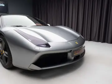 Ferrari 488 GTB LIFT JBL Camera Daytona Seats