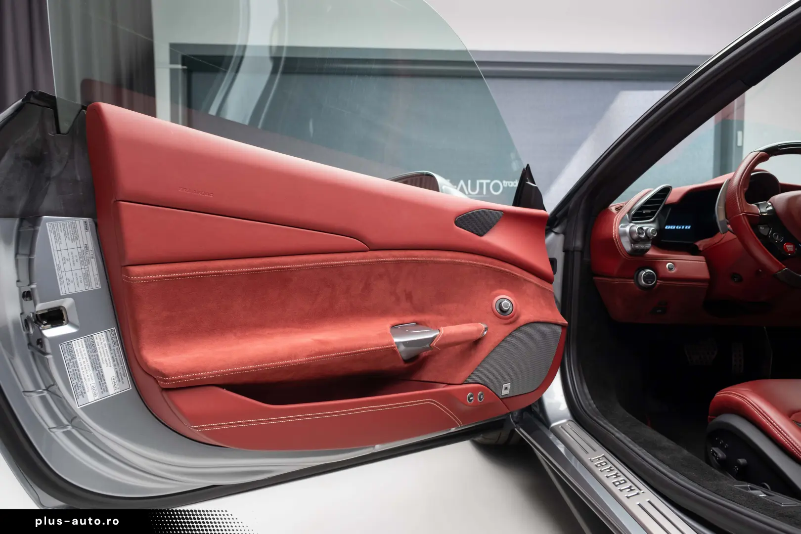 Ferrari 488 GTB LIFT JBL Camera Daytona Seats