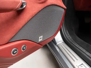 Ferrari 488 GTB LIFT JBL Camera Daytona Seats