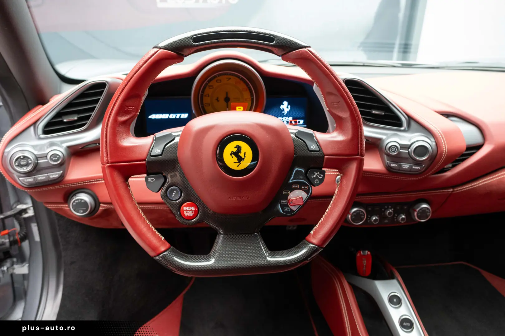 Ferrari 488 GTB LIFT JBL Camera Daytona Seats