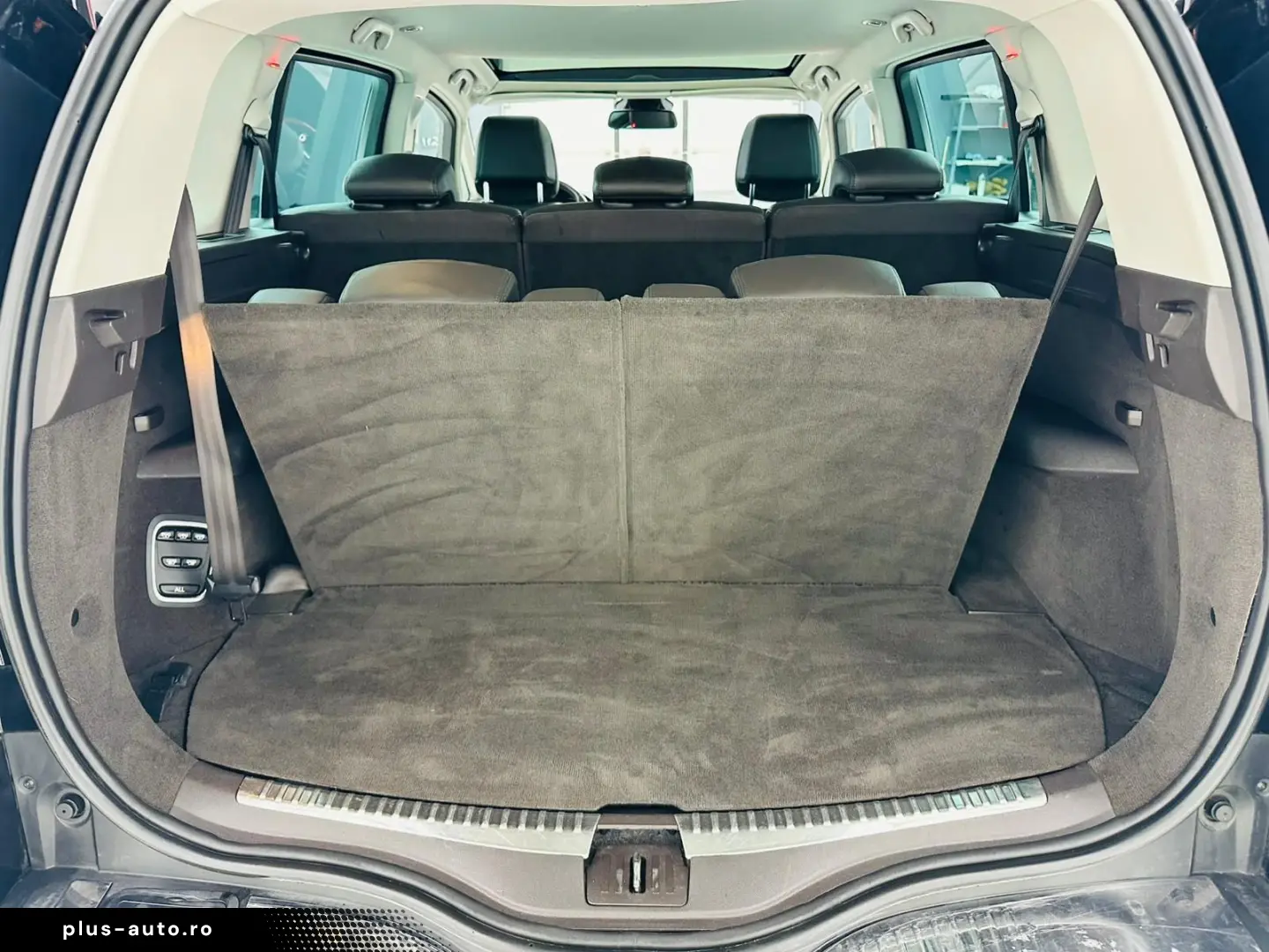 RENAULT ESPACE 2015 1.6D E6 7 Locuri Garantie 12 Luni Rate A