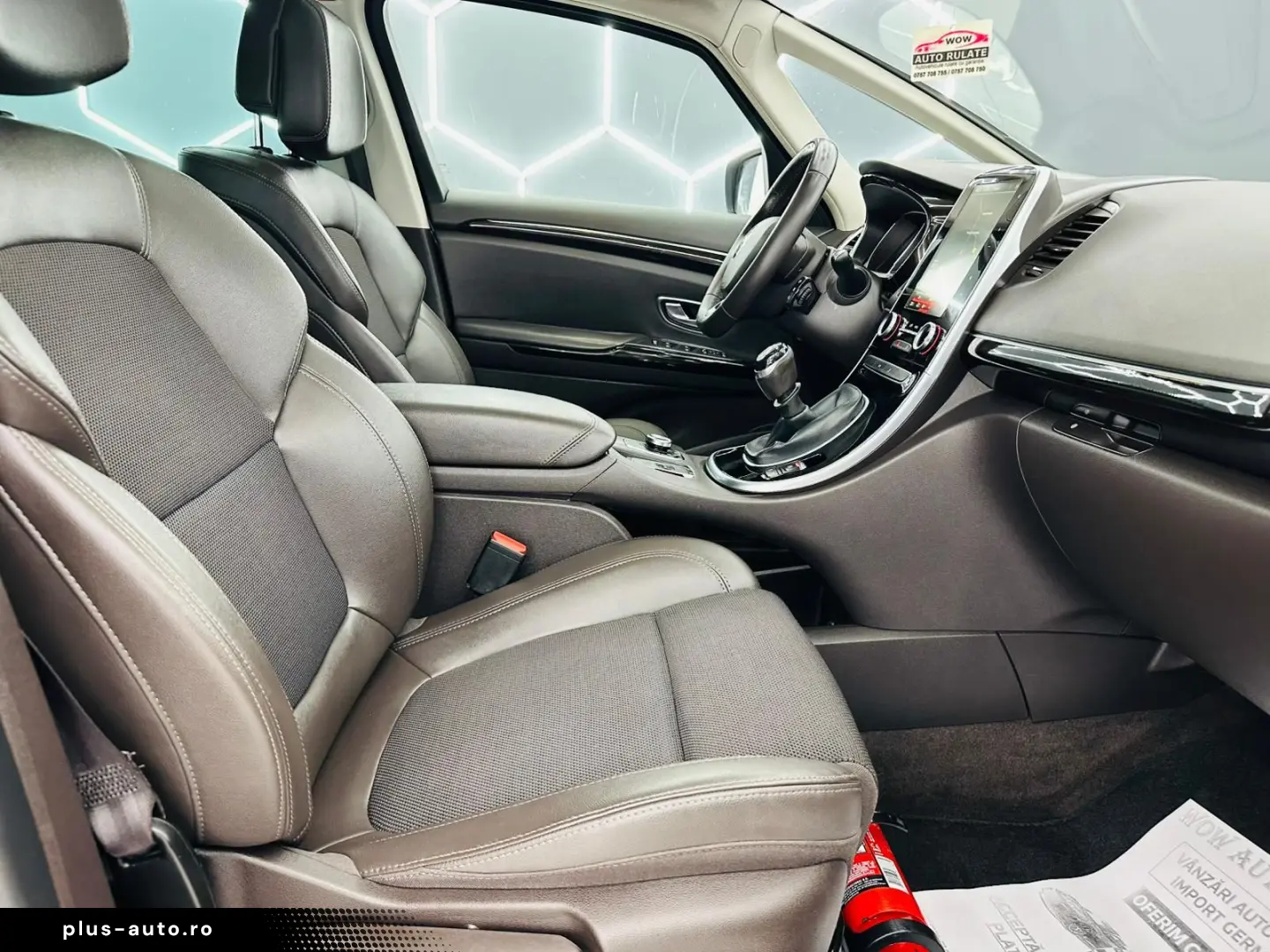 RENAULT ESPACE 2015 1.6D E6 7 Locuri Garantie 12 Luni Rate A