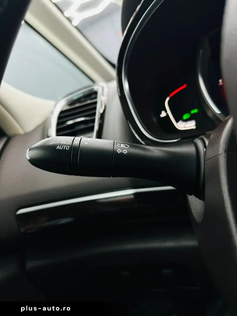 RENAULT ESPACE 2015 1.6D E6 7 Locuri Garantie 12 Luni Rate A