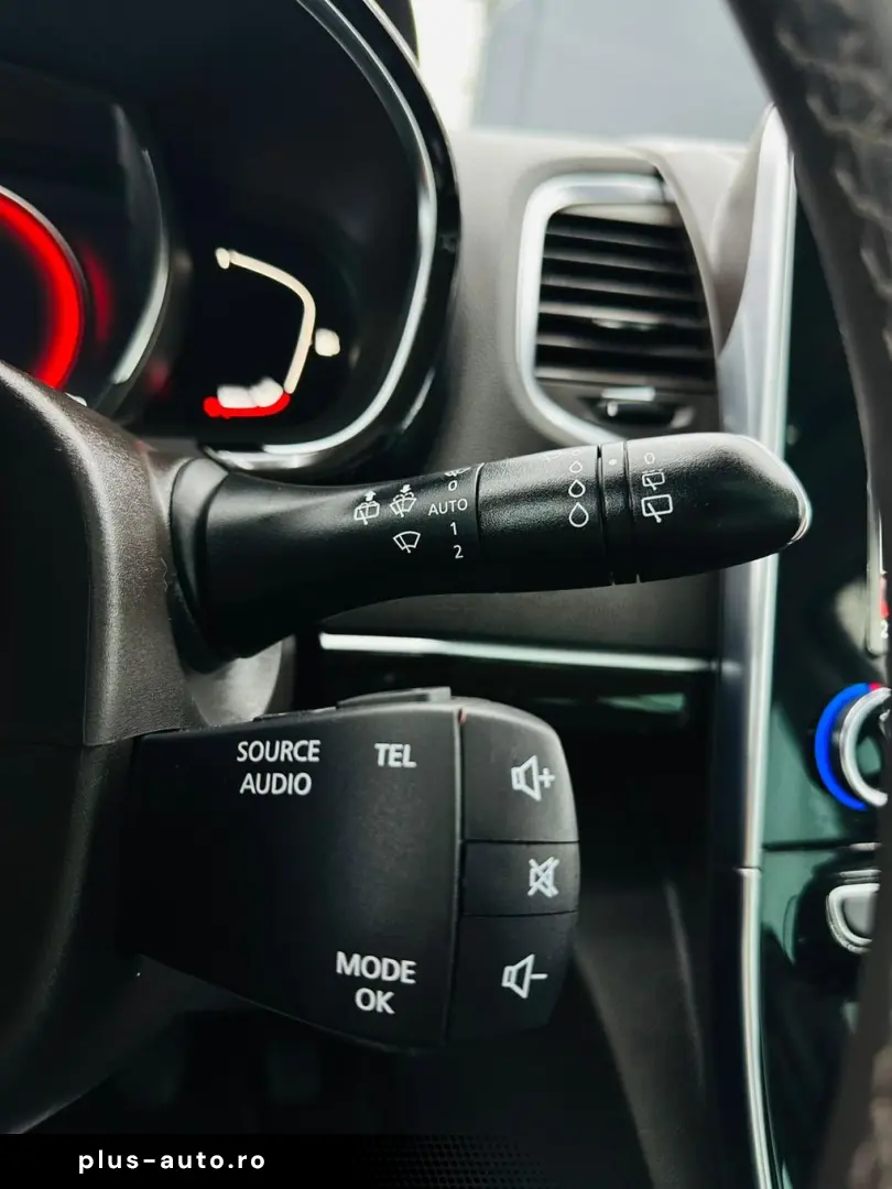 RENAULT ESPACE 2015 1.6D E6 7 Locuri Garantie 12 Luni Rate A