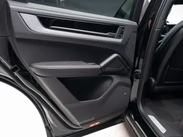 Porsche Cayenne S E-Hybrid Facelift   Bose   TV  Garantie