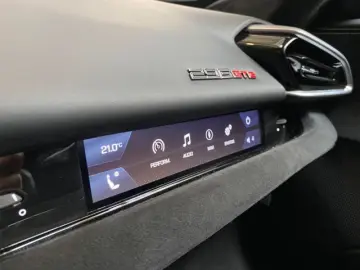 Ferrari 296 GTB Giallo Daytona Kamr