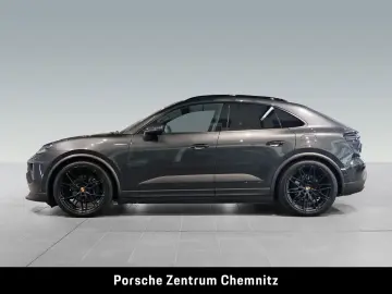 PORSCHE Macan 4 Electric
