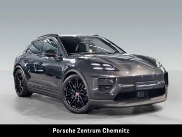 PORSCHE Macan 4 Electric