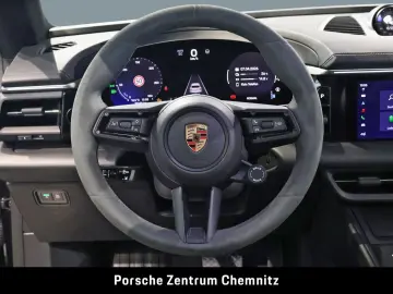 PORSCHE Macan 4 Electric