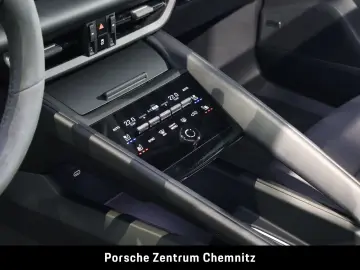 PORSCHE Macan 4 Electric