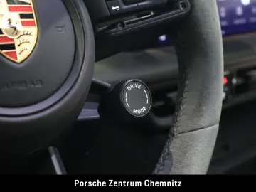 PORSCHE Macan 4 Electric