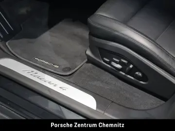 PORSCHE Macan 4 Electric