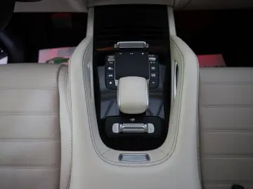 Mercedes-Benz GLE 400 D 4MATIC 3.0D 330CP