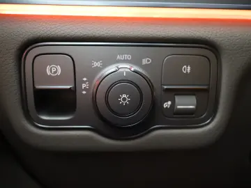 Mercedes-Benz GLE 400 D 4MATIC 3.0D 330CP