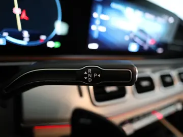 Mercedes-Benz GLE 400 D 4MATIC 3.0D 330CP