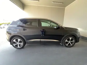 PEUGEOT 3008 1.2 PureTech 130CP Allure Pack EAT8 S&S