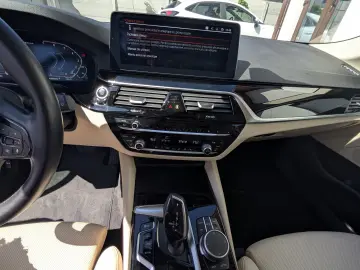 BMW Seria 5 Aut. Touring 530e