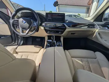 BMW Seria 5 Aut. Touring 530e