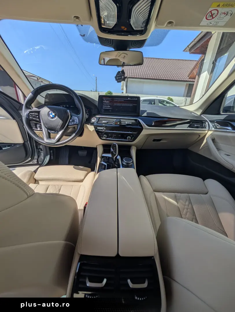 BMW Seria 5 Aut. Touring 530e