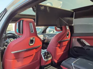 BMW 740d xDrive Limousine M Sportpaket