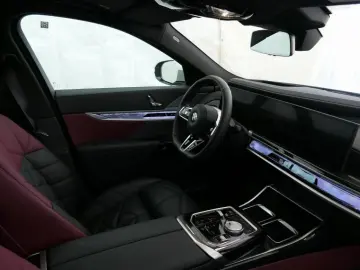 BMW 740d xDrive Limousine M Sportpaket