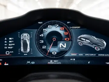 FERRARI Purosangue V12 DCT 4WD