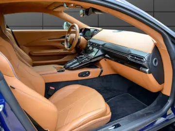 ASTON MARTIN NG V8 Vantage Coupé