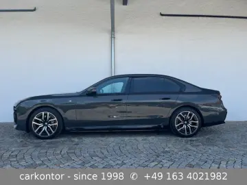 BMW 750e xdrive M SPORT   LOUNGE   THEATER   2025