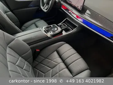 BMW i7 xDr. 60  M SPORT PRO FOND ENTER LOUNGE SEAT