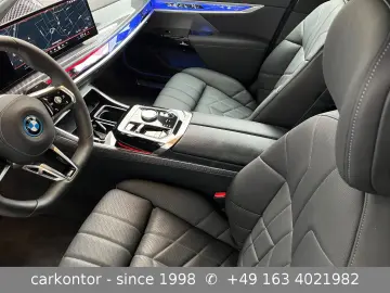 BMW i7 xDr. 60  M SPORT PRO FOND ENTER LOUNGE SEAT