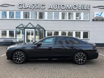 BMW i7 xDrive M70 Fond Entertainment UPE 211.700€