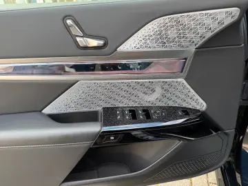 BMW i7 xDrive M70 Fond Entertainment UPE 211.700€