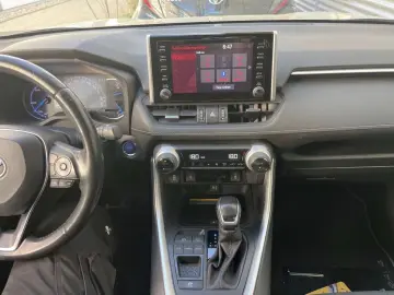 Toyota RAV4 2.5 VVT-i Hybrid Club