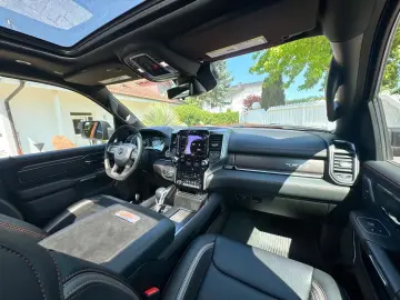 Dodge RAM TRX 1500 6.2L V8-SUPERCHARGED