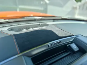 Dodge RAM TRX 1500 6.2L V8-SUPERCHARGED