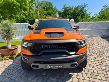 Dodge RAM TRX 1500 6.2L V8-SUPERCHARGED