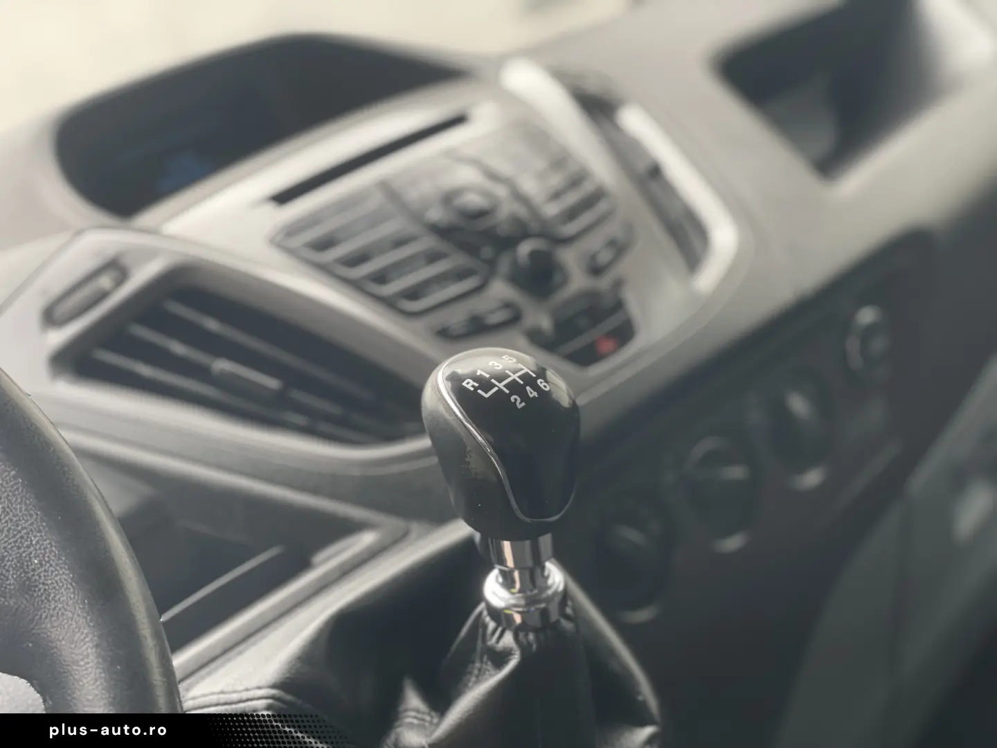 Ford Transit Custom 2.2 TDCI 165000 KM