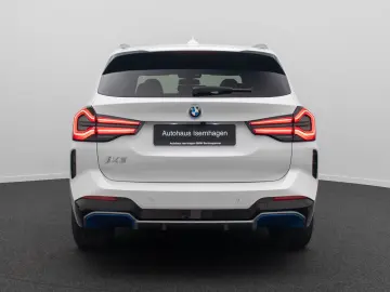 BMW iX3 IMPRESSIVE 360 DAB Alarm HUD Panorama 20Zoll