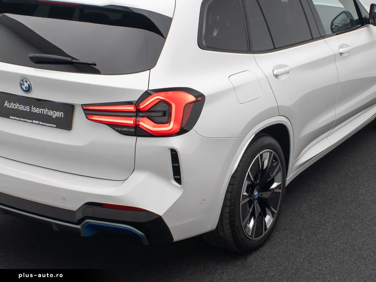 BMW iX3 IMPRESSIVE 360 DAB Alarm HUD Panorama 20Zoll